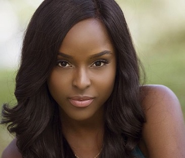 Antoinette Robertson Age, Birthday, Married, Husband, Boyfriend, Bio